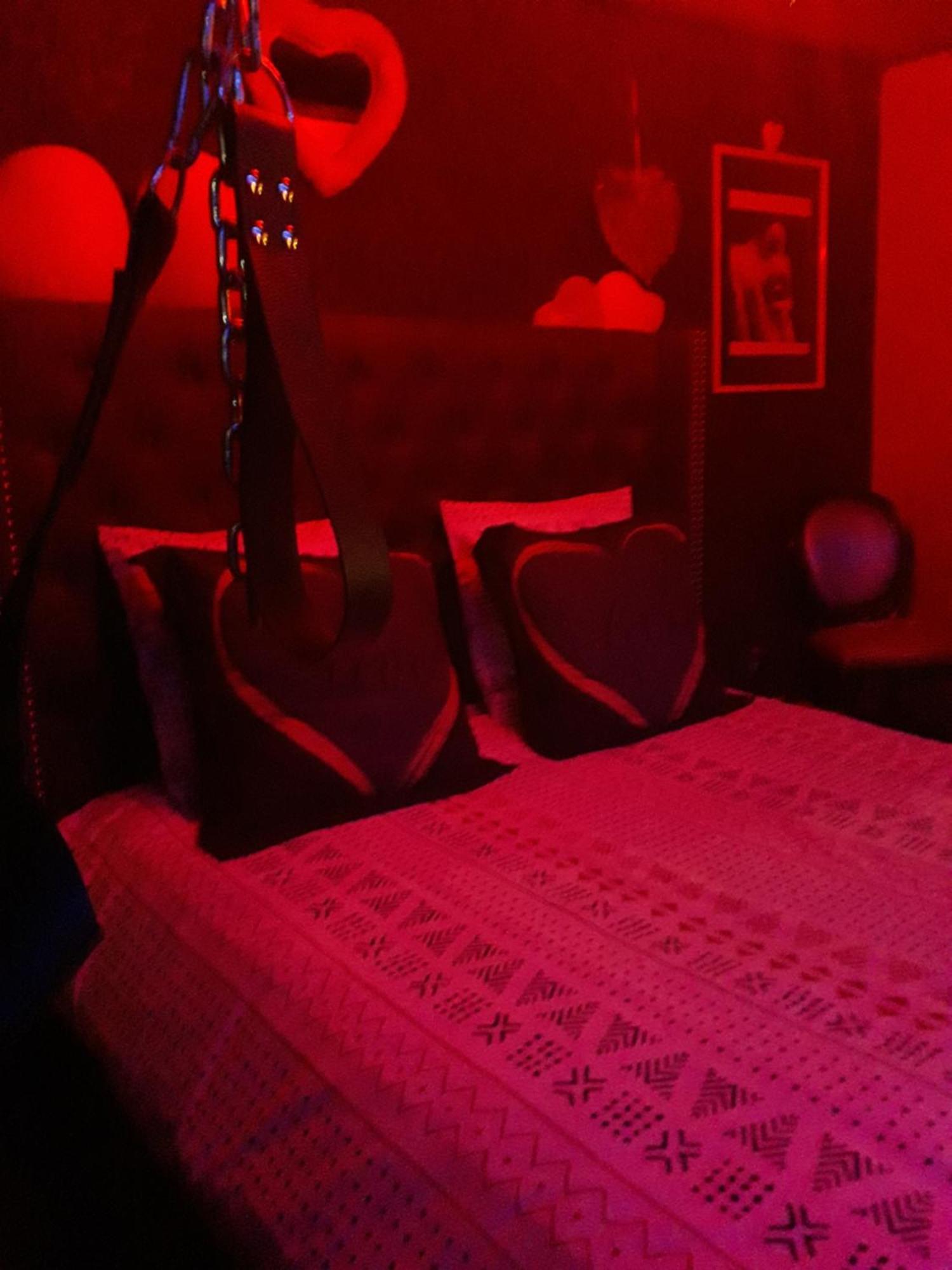 Love Room Le Rouge Et Noir Barr Kültér fotó
